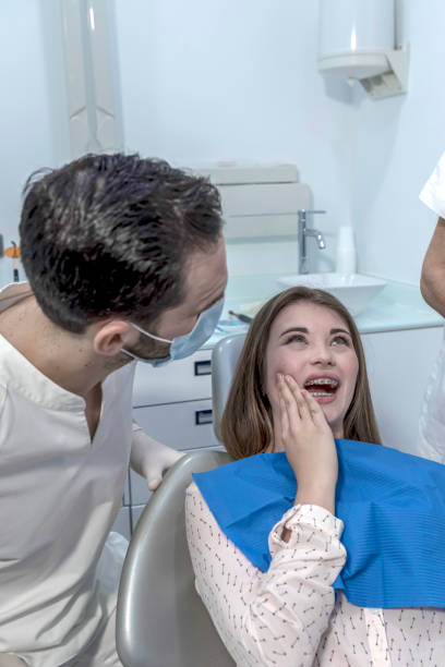 Best Cracked Tooth Emergency Dentist  in East Aurora, NY